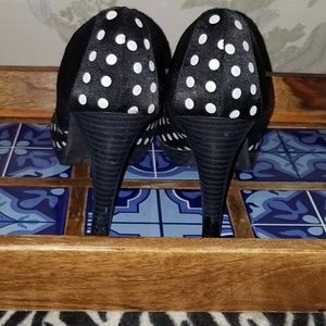 Shoes - ⬇ PRICE DROP 🖤 Adorable Peep-toe polka dots Shoes - ⬇ PRICE DROP 🖤 Adorable Peep-toe polka dots